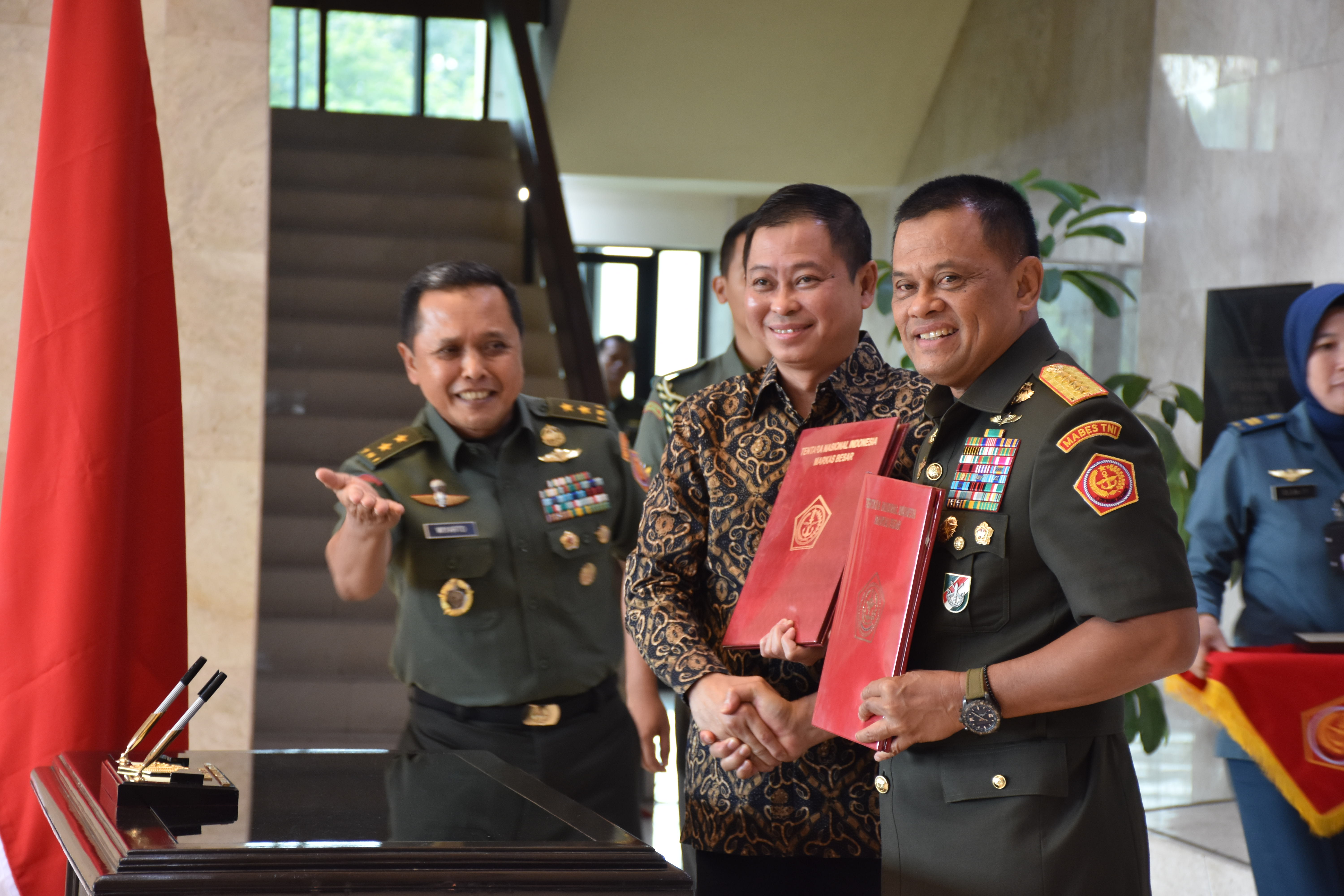 Penandatanganan MoU antara Menteri ESDM dengan Panglima TNI_2