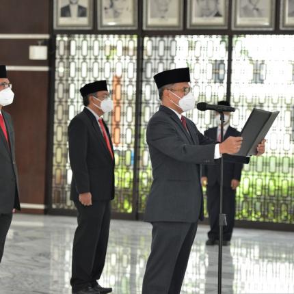 Plt. Dirjen EBTKE, Dadan Kusdiana dilantik menjadi Dirjen EBTKE di Gedung Sarulla, Kementerian ESDM, Jakarta. (06/11/2020)
