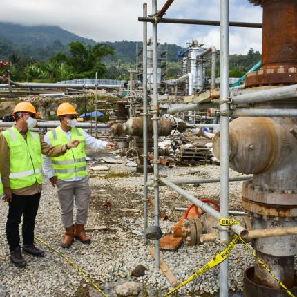 Pasca kejadian paparan gas H2S Dirjen EBTKE, Dadan Kusdiana meninjau langsung lokasi proyek Pembangkit Listrik Panas Bumi (PLTP) Sorik Marapi Unit II di Mandailing Natal, Provinsi Sumatera Utara (06/0