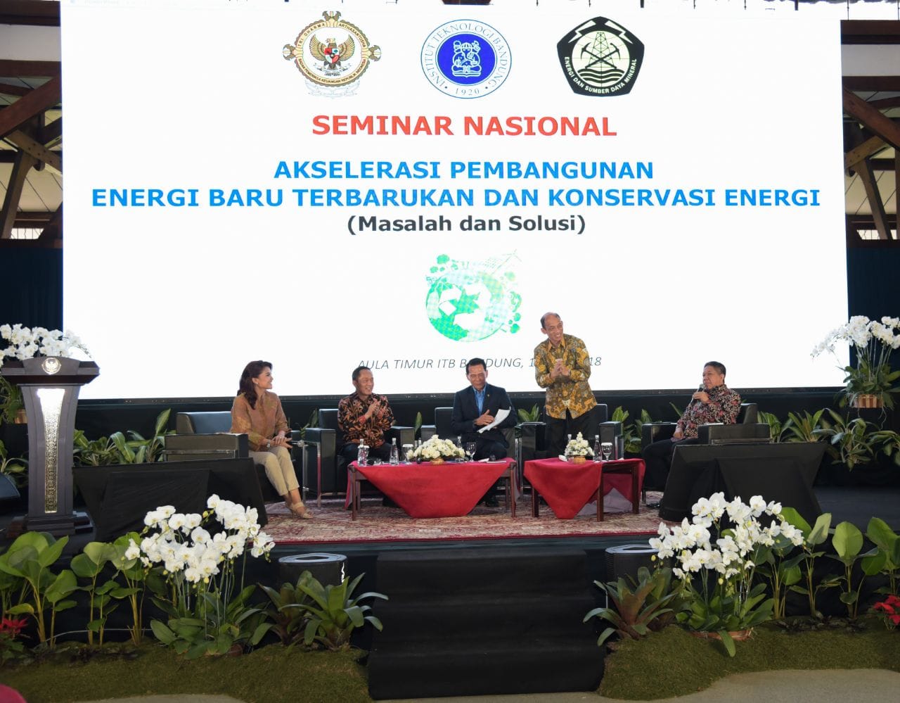 Wamen ESDM, Archandra Tahar, Rektor ITB, Kadarsah Suryadi, dan Anggota IV BPK RI, Rizal Djalil hadir sebagai Pembicara pada Seminar Nasional di ITB, Bandung