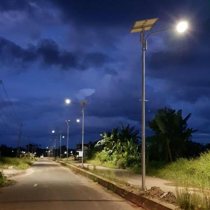 Peresmian Lampu PJU-TS 300 titik di Kabupaten Boven Digoel dan Asmat oleh Direktur Pembinaan Pengusahaan Ketenagalistrikan, Hendra Iswahyudi