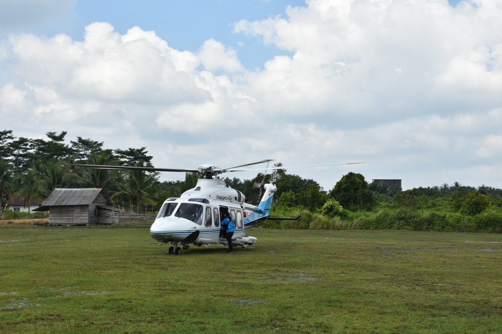  Percobaan pendaratan Helikopter